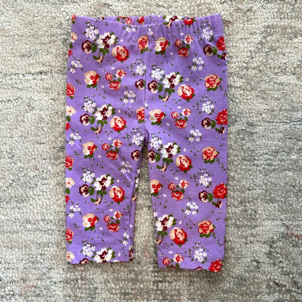 Purple Pansies & Roses Floral Capri Leggings - 9 Month